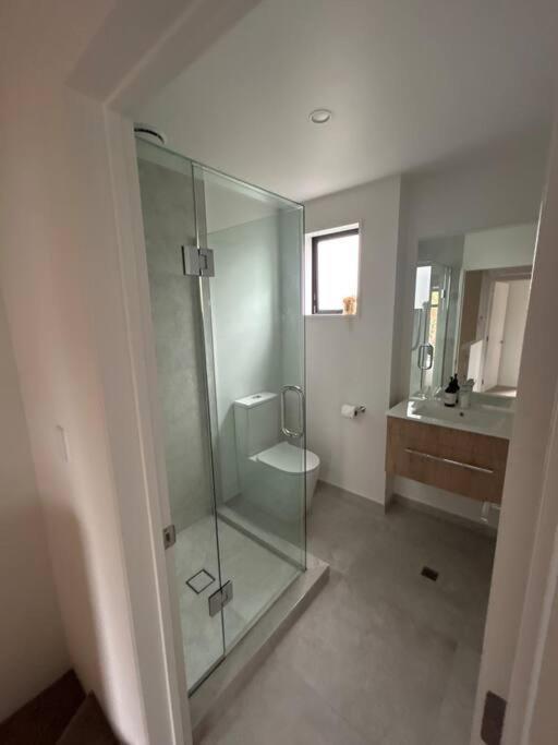 Luxury 2 Bedroom Hideout Near Cbd,Merivale Mall Крайстчърч Екстериор снимка
