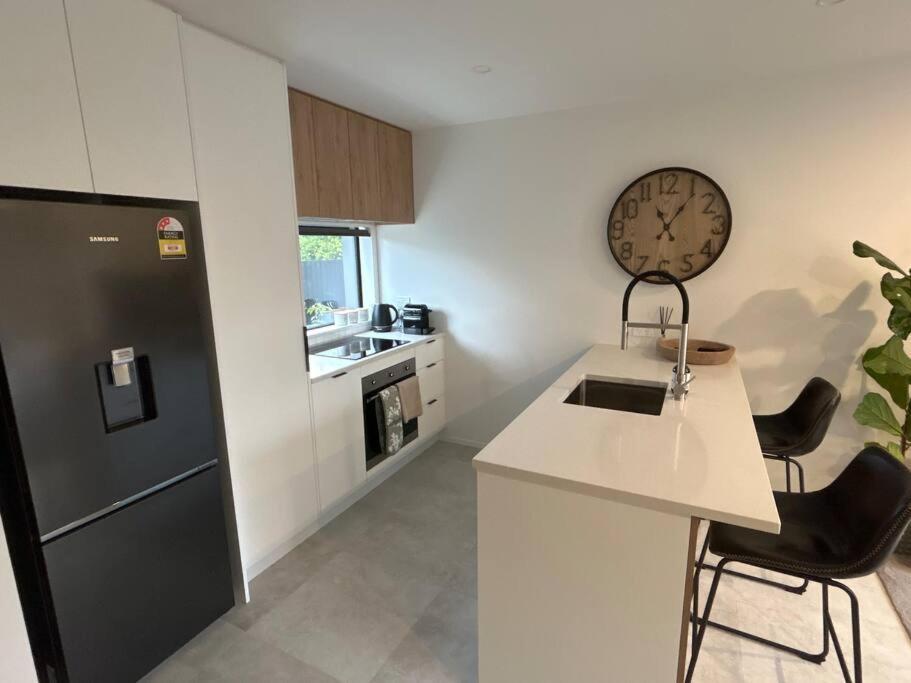 Luxury 2 Bedroom Hideout Near Cbd,Merivale Mall Крайстчърч Екстериор снимка
